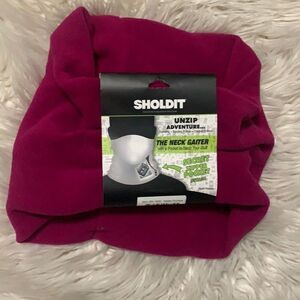 NWT THE NECK GAITER WITH A POCKET‎ TO STASH YOUR STUFF